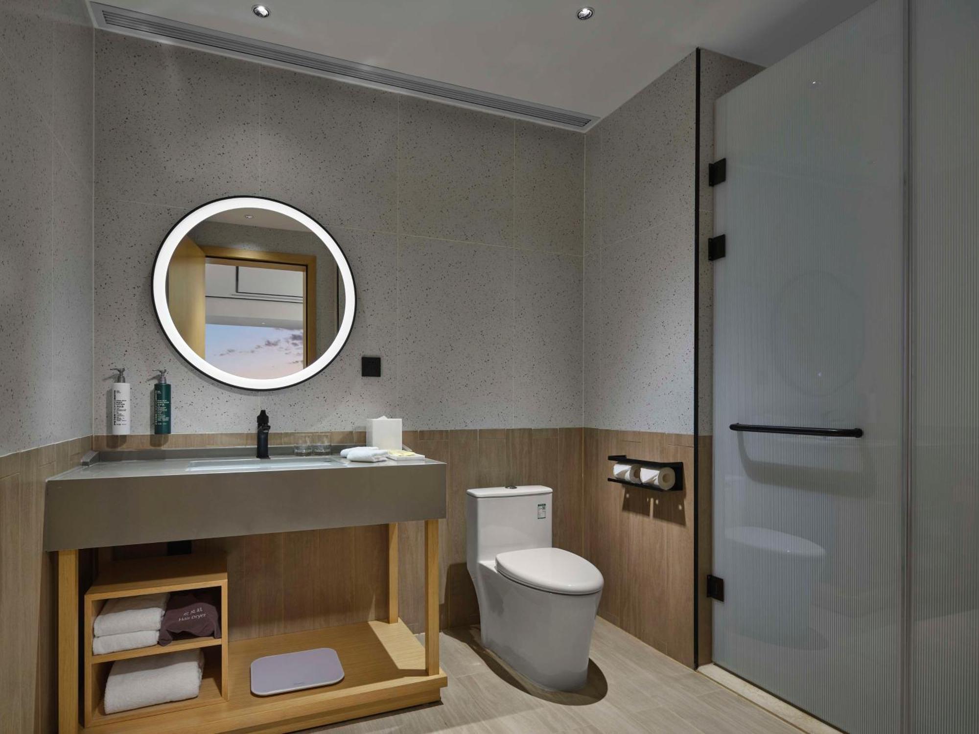 Hilton Garden Inn Tianjin Huayuan Exterior foto