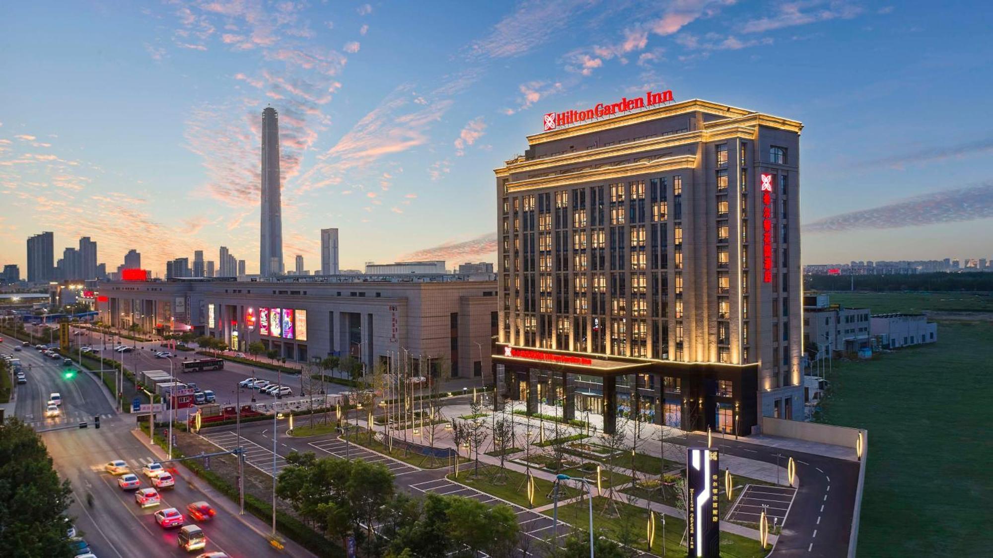 Hilton Garden Inn Tianjin Huayuan Exterior foto