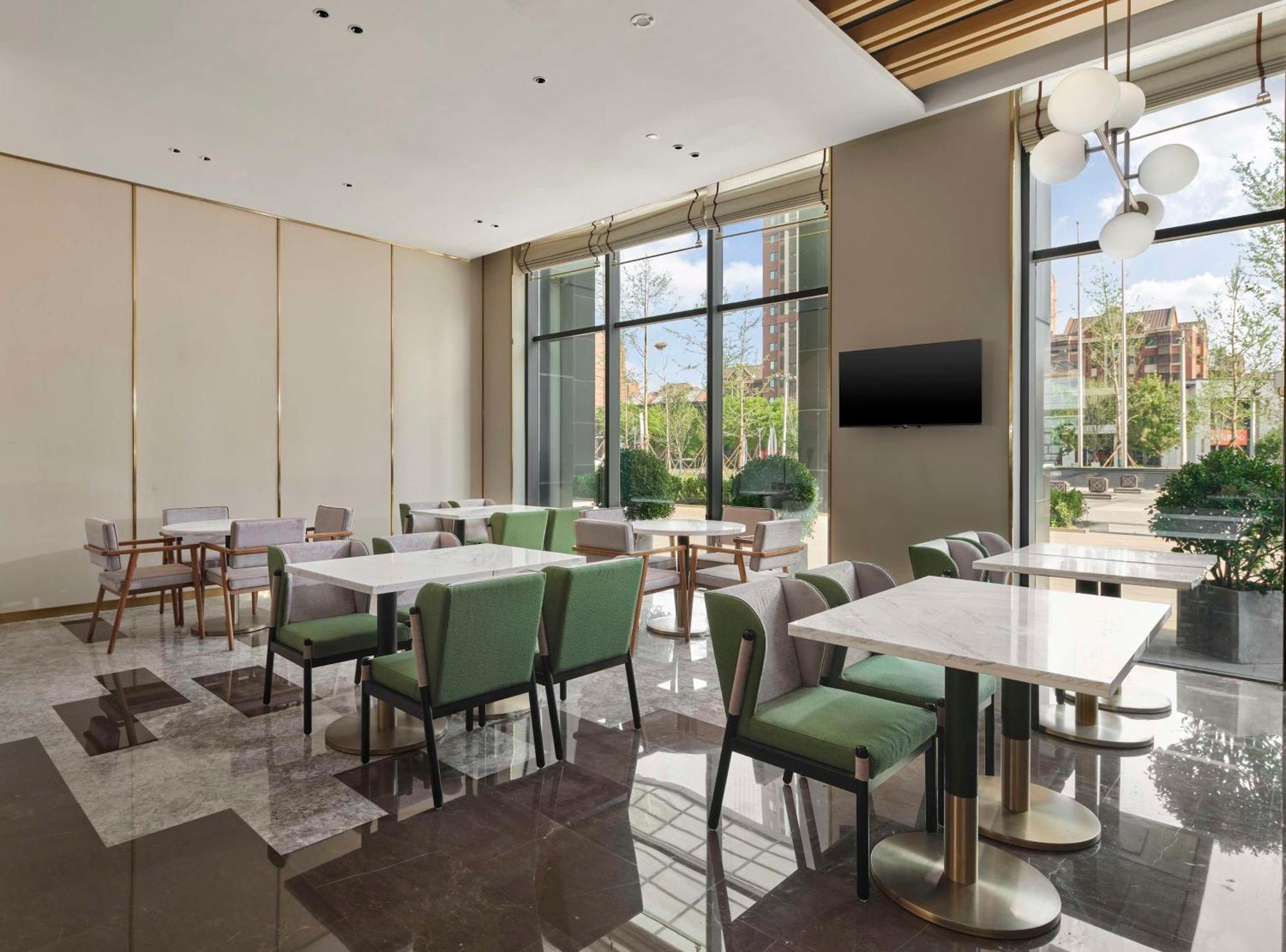Hilton Garden Inn Tianjin Huayuan Exterior foto